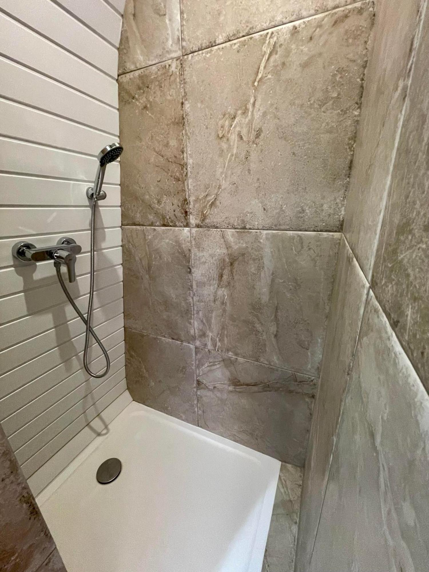 Logement Insolite : La Ruche Verte Monts-sur-Guesnes Εξωτερικό φωτογραφία